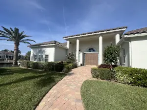 painting contractor Marco Island before and after photo 1747342503038_IMG_0222sm